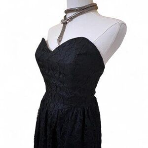 Vintage Handmade Gothic Lace Sweetheart Dress